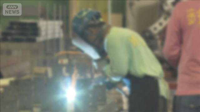 日本からの海外送金が1兆円超で過去最大　10年で2倍以上に　外国人労働者の増加を反映
