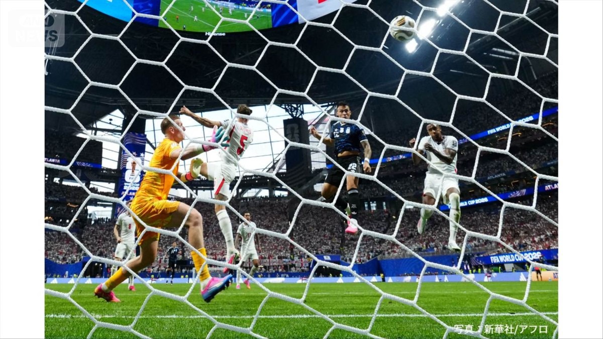 FIFAワールドカップ2026　アルゼンチンが決勝進出　イングランドに逆転勝利