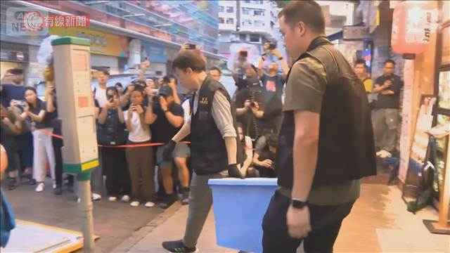 香港警察　書店の責任者ら5人を逮捕　政府への憎悪をあおる出版物を販売の疑い