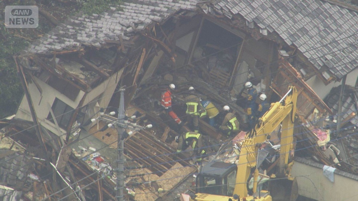 栃木・足利市で土砂崩れに巻き込まれ住宅倒壊　高齢夫婦と連絡取れず