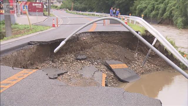 栃木で140棟浸水　倒壊住宅から心肺停止の女性　群馬も記録的大雨　復旧作業続く