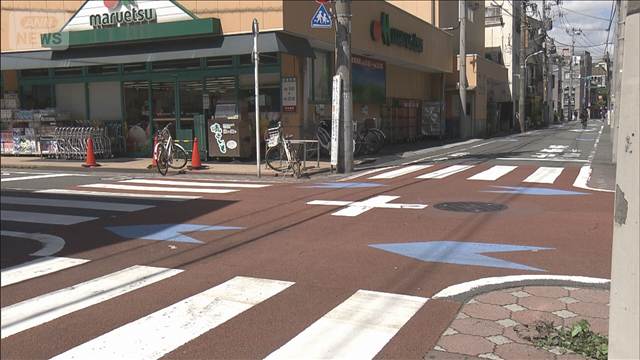 一時不停止のワゴン車にひき逃げされ自転車の男性けが　東京・大田区
