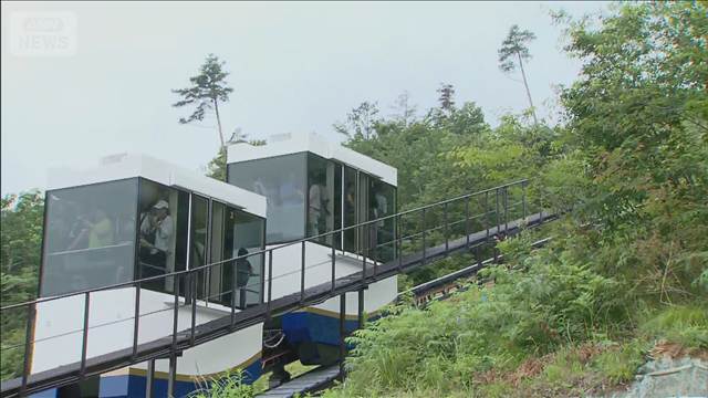 宮城・気仙沼市に亀山モノレール開業　被災リフトから復興　山頂テラスから湾一望