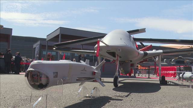 イギリスで世界最大級の航空ショー開幕　ウクライナ実戦ドローンも展示