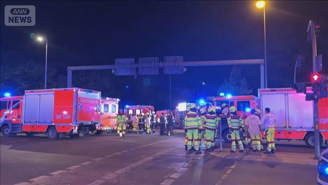 ドイツ 性的少数者イベントに車突入 1人死亡29人けが　容疑者の男を射殺