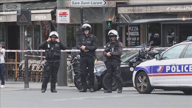 「アラーが私に命じた」パリで刃物男　女性3人襲撃され負傷