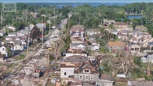 米中西部で極めて危険な竜巻 多くの家屋破壊　屋根が吹き飛ばされ3万3000世帯以上停電