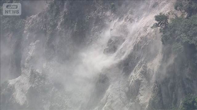 最大震度5強の長崎県 山の一部が崩れる被害「現在も崩落状態」