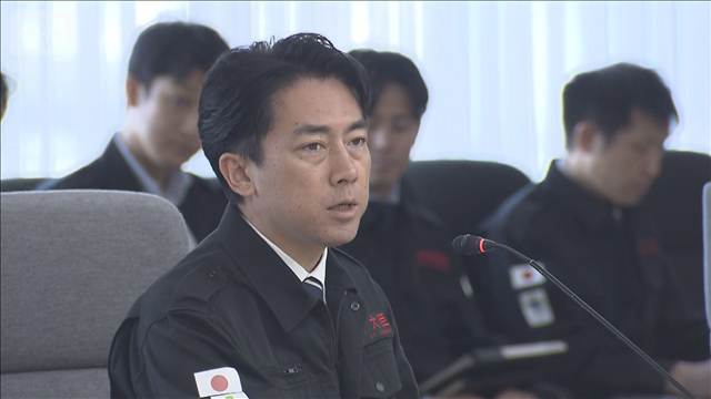 防衛省チャーターのフェリーを八代港へ　入浴食事など支援