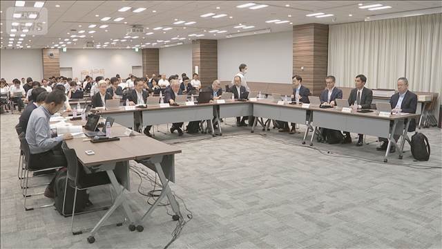 「OTC類似薬」がん治療に追加負担求めない方針　1042品目の負担有無を提示へ