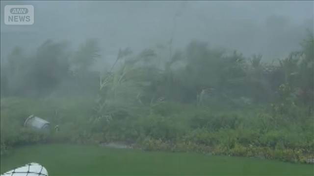 ダブル台風　13号は沖縄や奄美で猛烈暴風雨　15号はお盆休みに東北地方に上陸の可能性