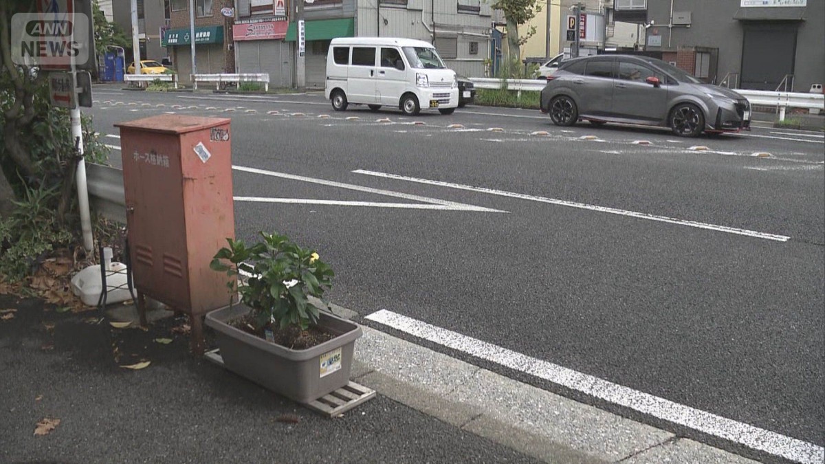 転倒した原付バイクの男性が市営バスと接触し死亡　横浜