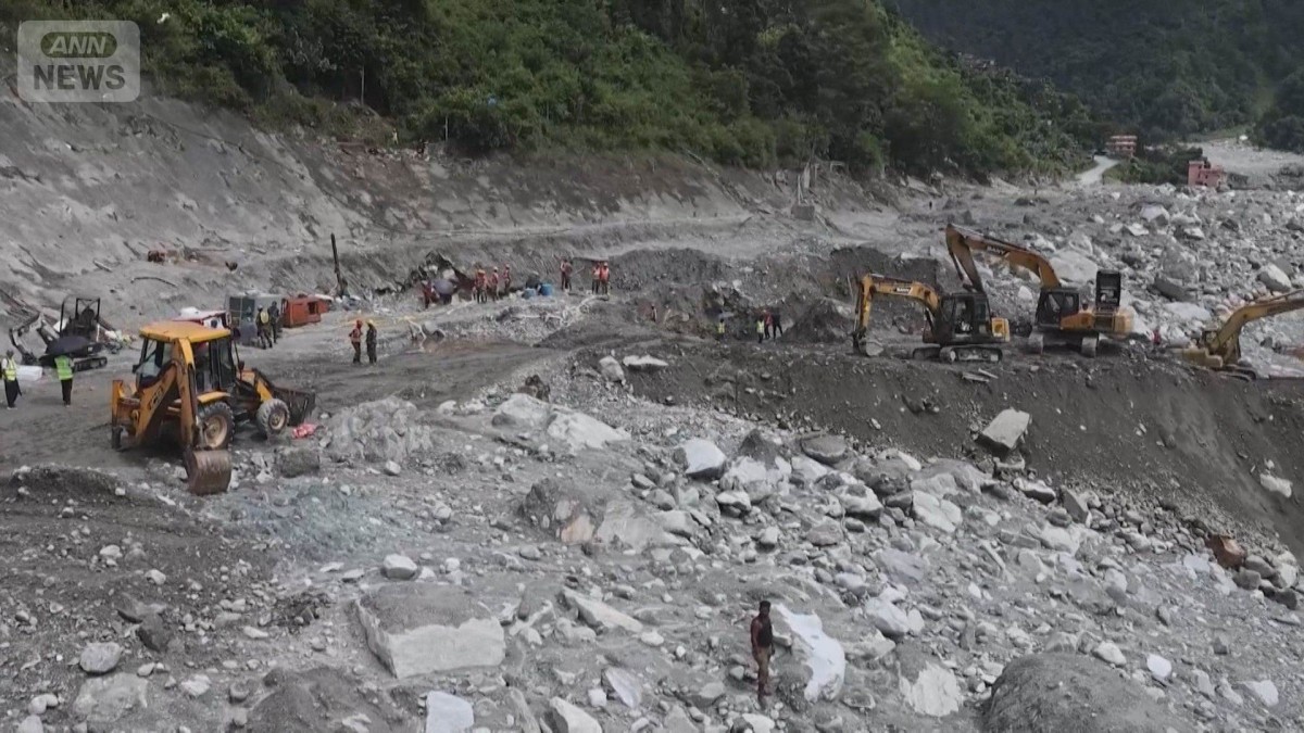 ネパール土石流　水力発電所で救出活動続く　これまでに1344人が死亡