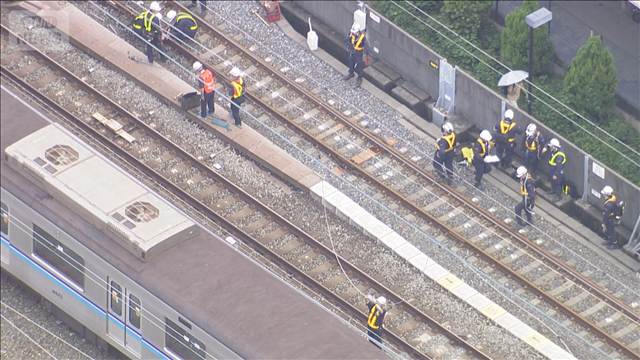 東西線の一部区間で運転見合わせ続く　妙典駅で架線が断線　全線再開夕方ごろの見込み
