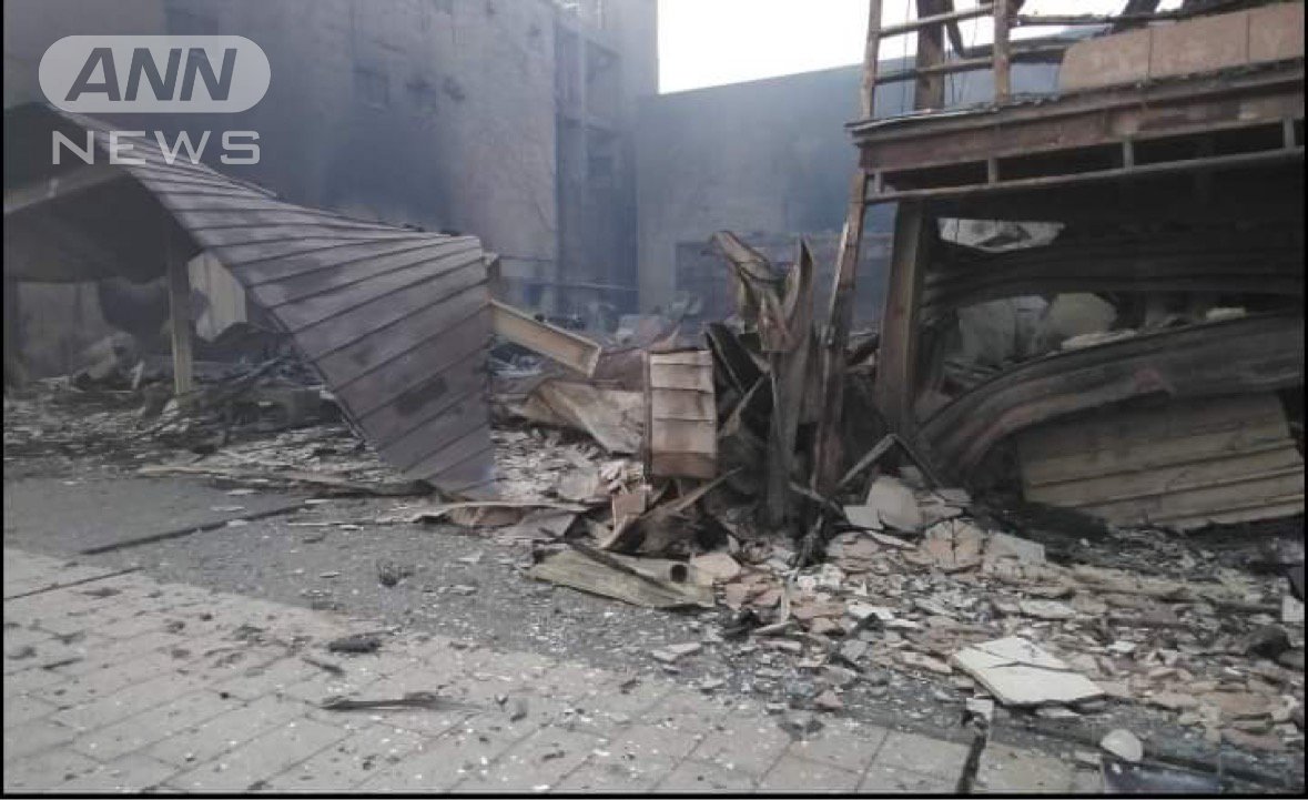 震災翌日の「朝市さかば」の様子＝1月2日、本人提供