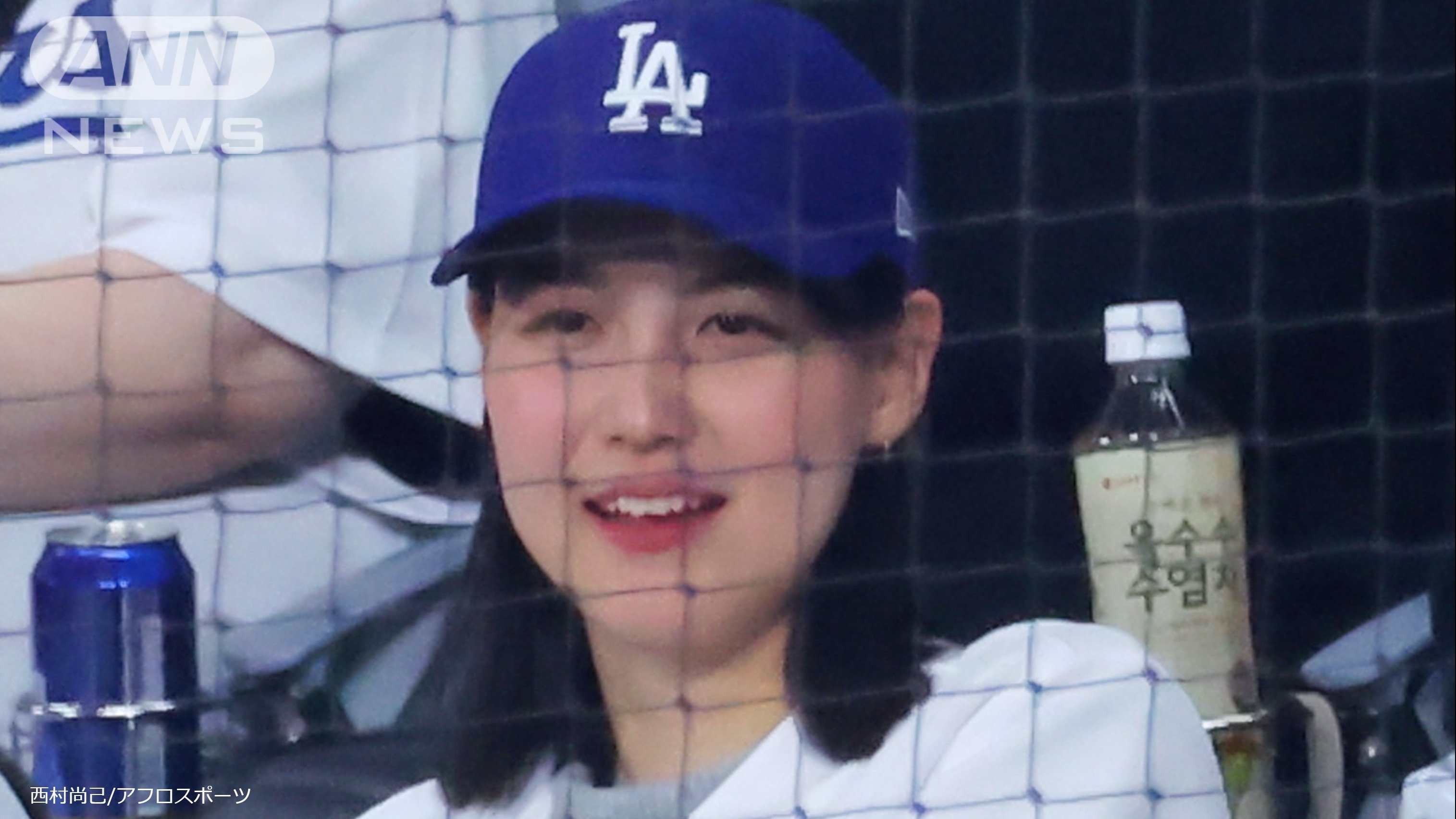観戦する真美子さん