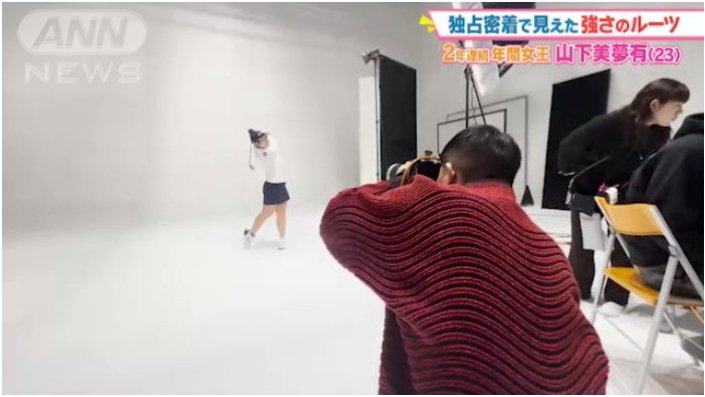 契約メーカーのカタログ撮影