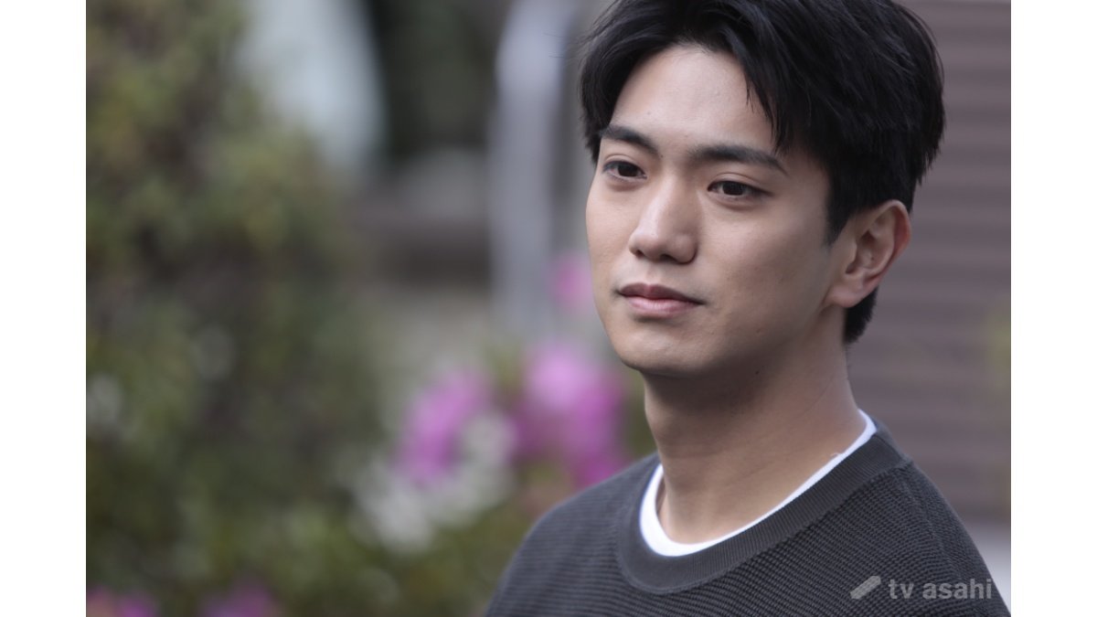 同ドラマの主人公を演じる正門
