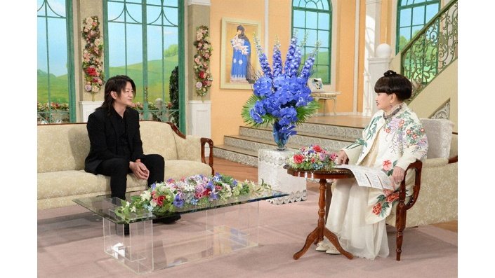 両親への感謝を語る場面も