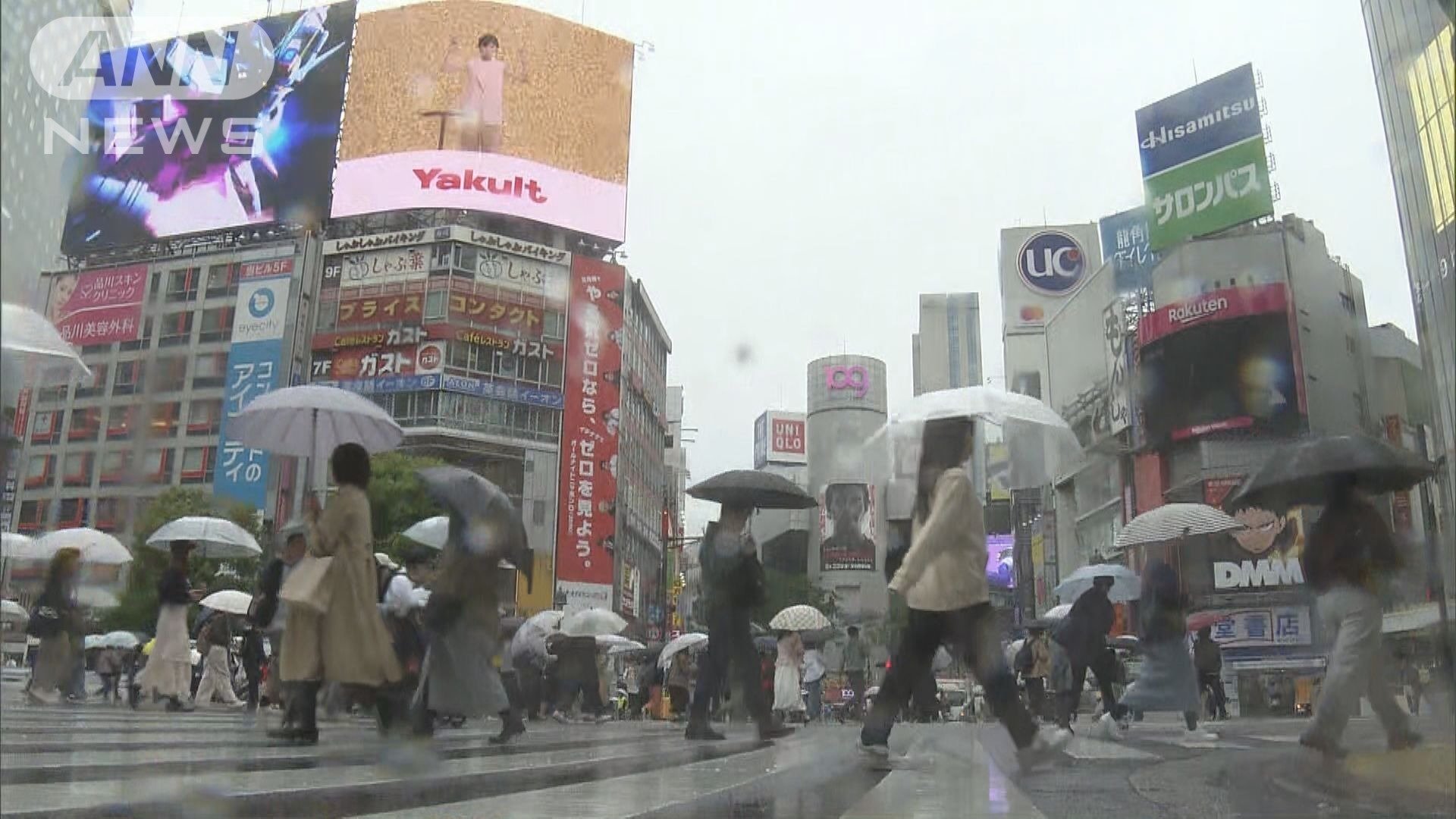東京は3月並みの冷たい雨
