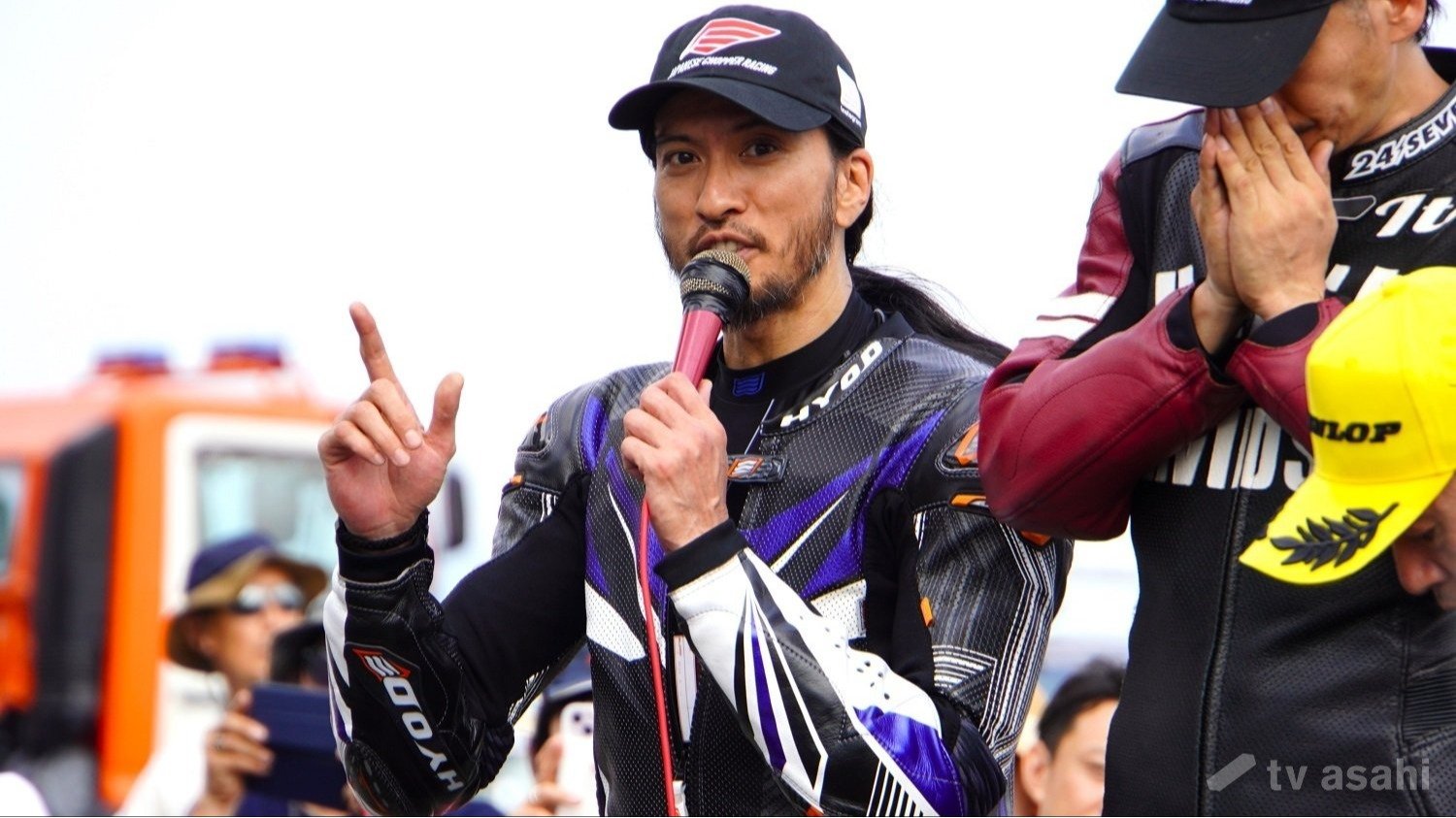 ZUBAZ ストライプ柄スポーツパンツ Sサイズ　俺の家の話　長瀬智也 Amazon | [Syppch] 長瀬智也 (2) 人気 メンズ ジョガーパンツ