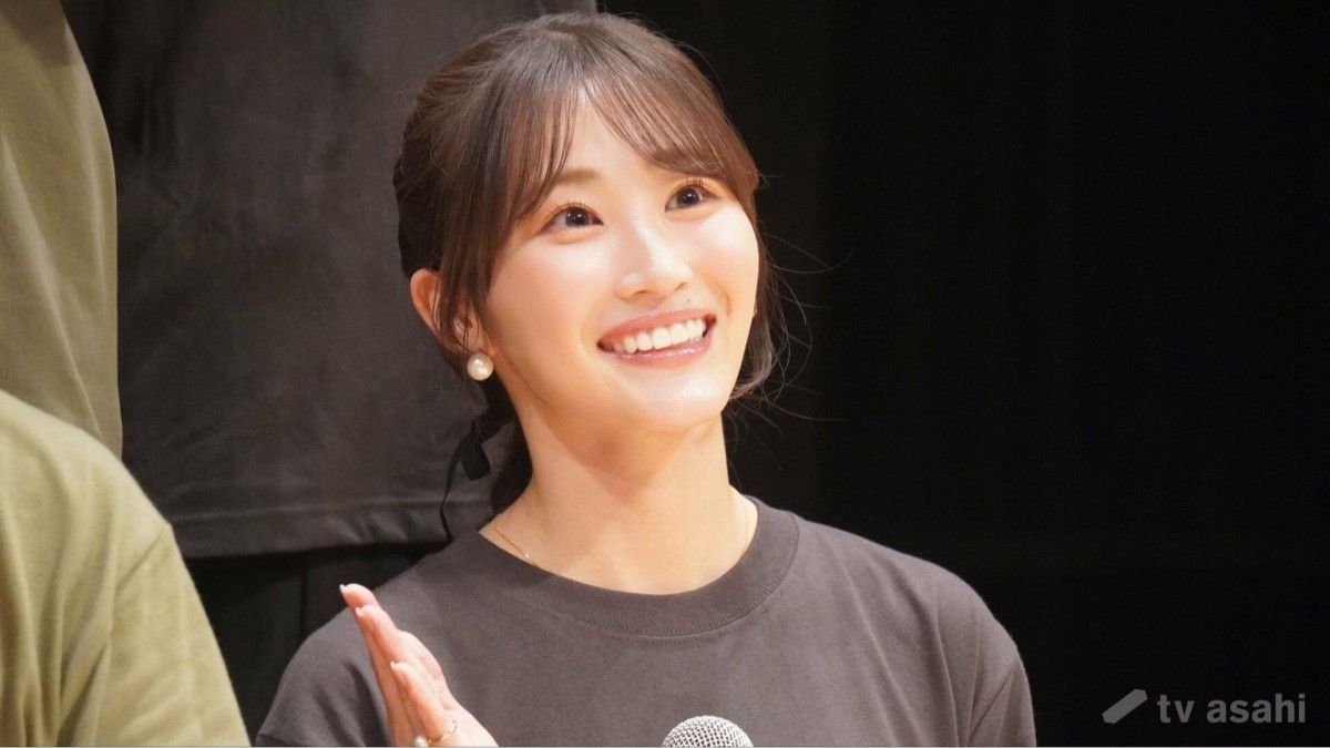 元日向坂46の潮紗理菜、乃木坂46の人気曲「ガールズルール」を熱唱！