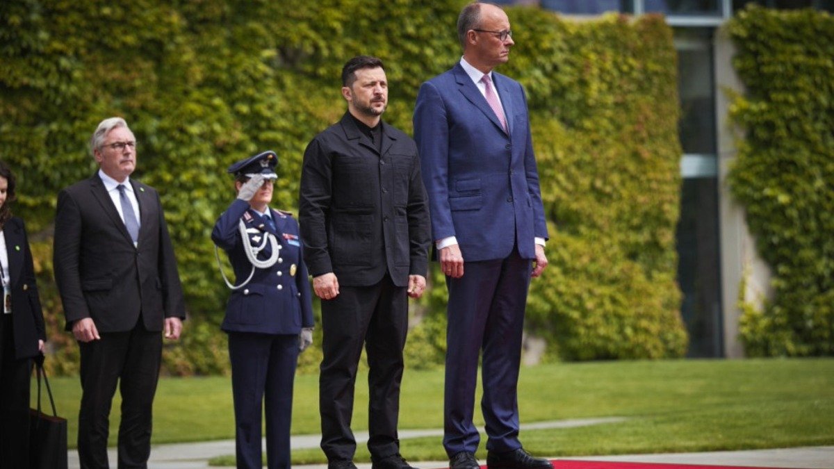 2025年5月、ドイツのメルツ首相と会談に臨んだ、ウクライナのゼレンスキー大統領（写真：ウクライナ大統領府）
