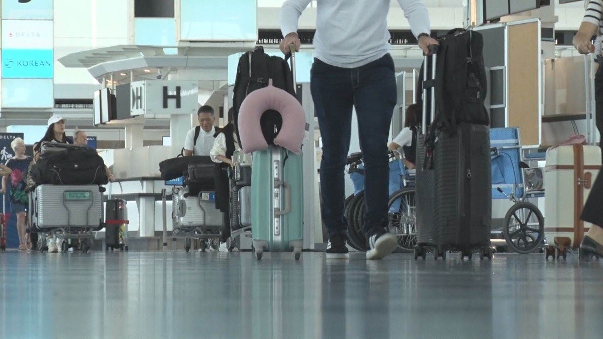 出国税1000円は安すぎる？　3000円に引き上げる案浮上　訪日客急増で過去最高税収だが