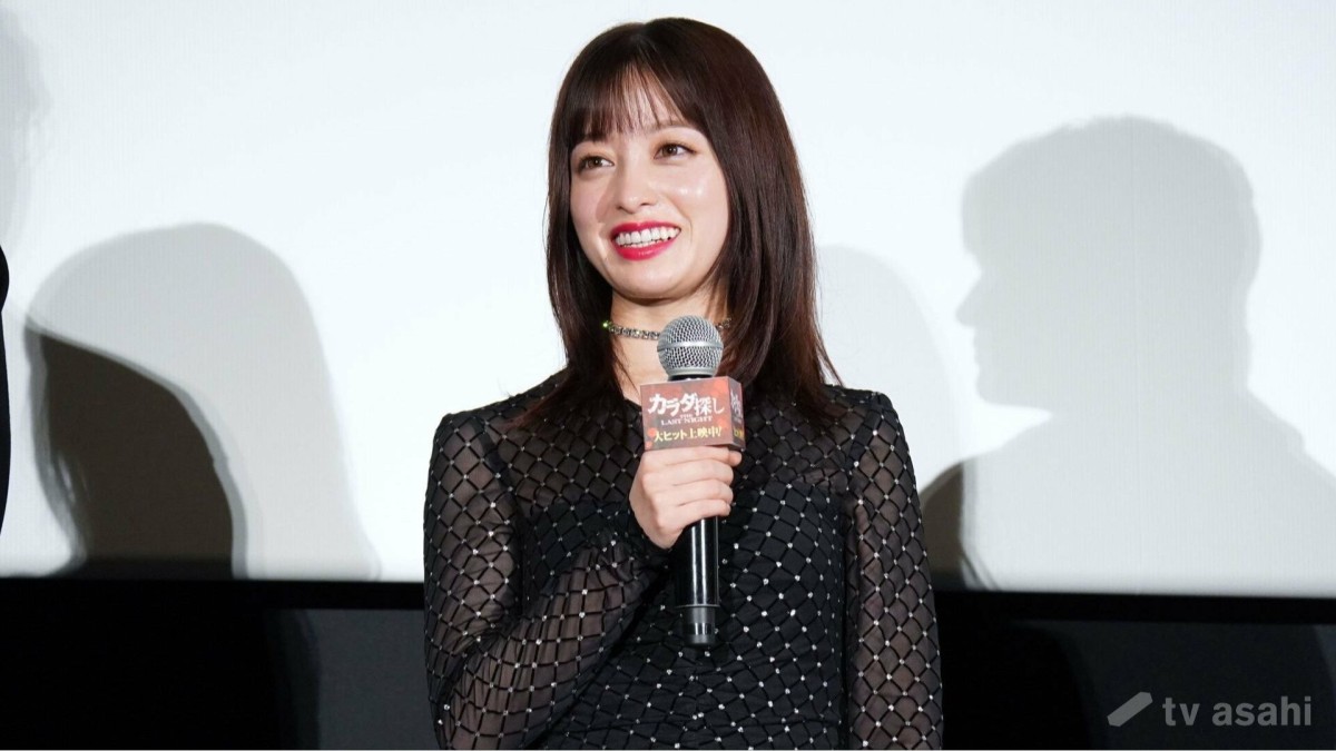橋本環奈、木村佳乃の明るさに感謝「“一家に一台”みたいな感じでいてくれると救われる」