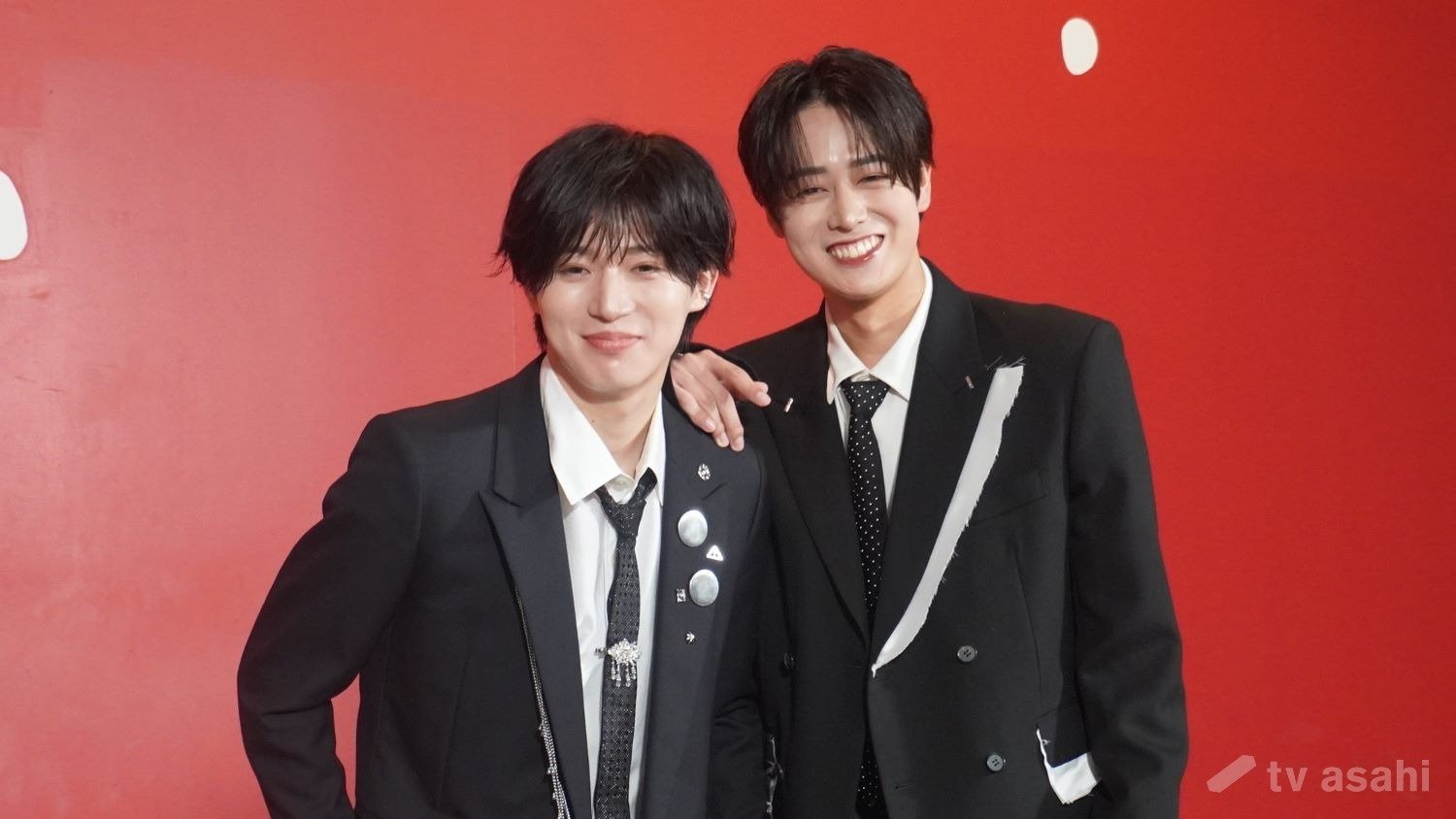 タイプロで話題の西山智樹＆前田大輔、初の囲み取材に「ガッチガチ