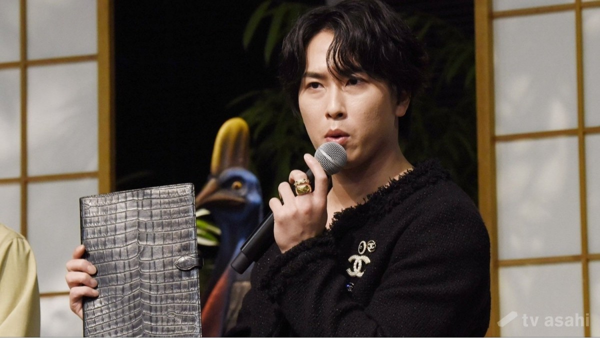 Snow Man宮舘涼太、ワニ革台本カバーで飛躍願う「もっとボロボロにしたい」