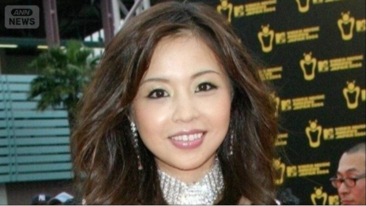 インリン（49）が「限界のM字開脚」「攻めの衣装」グラビア復帰に密着…「M字」は男女差別への反抗の象徴 秘めた思いも告白