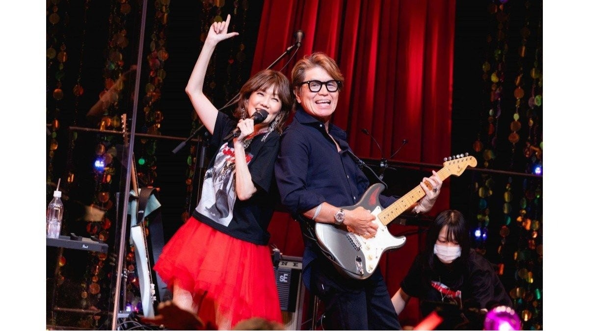 松本伊代、還暦記念ライブに夫・ヒロミがギター抱えてサプライズ登場！「二人で営業に…」