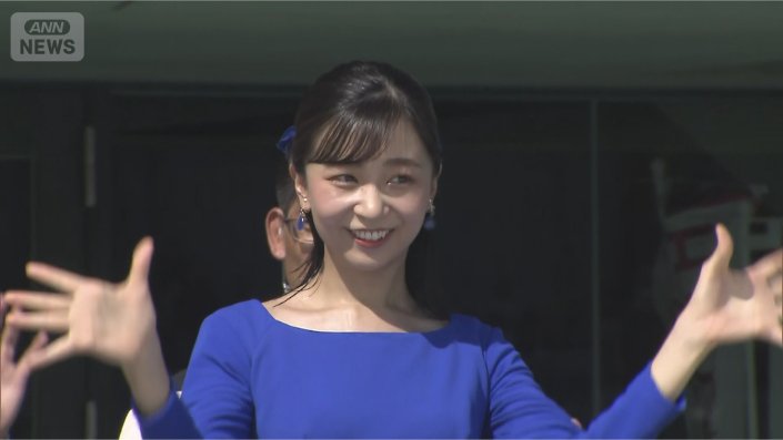 手話をする姿も