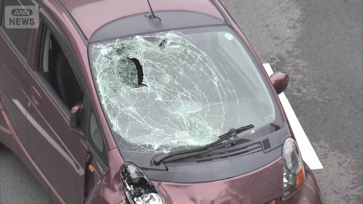 名古屋駅前で軽自動車が横断歩道に突っ込み1人死亡　通勤時間帯　運転の71歳を逮捕
