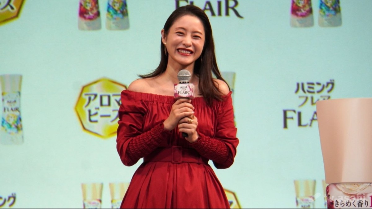 石原さとみ、第2子出産後初の公の場！前夜は夜泣きで「半分泣きそうだった」