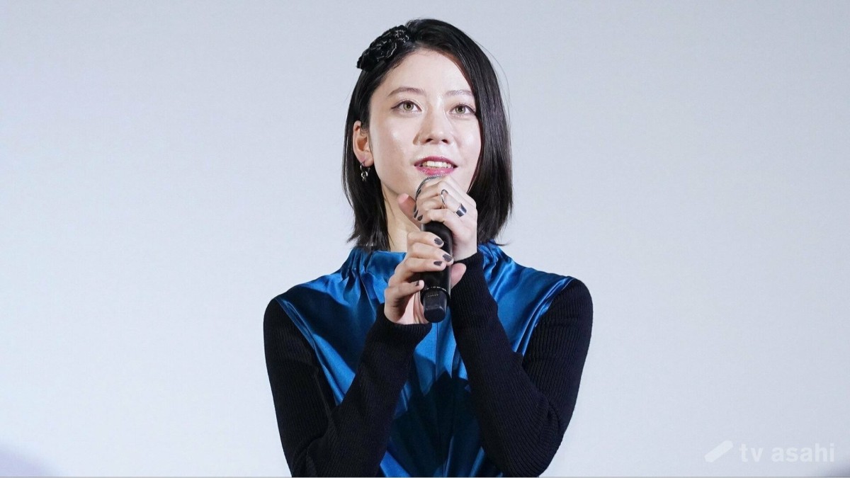 浅野忠信＆Charaの長女のSUMIREが女優としての芸名を改名！