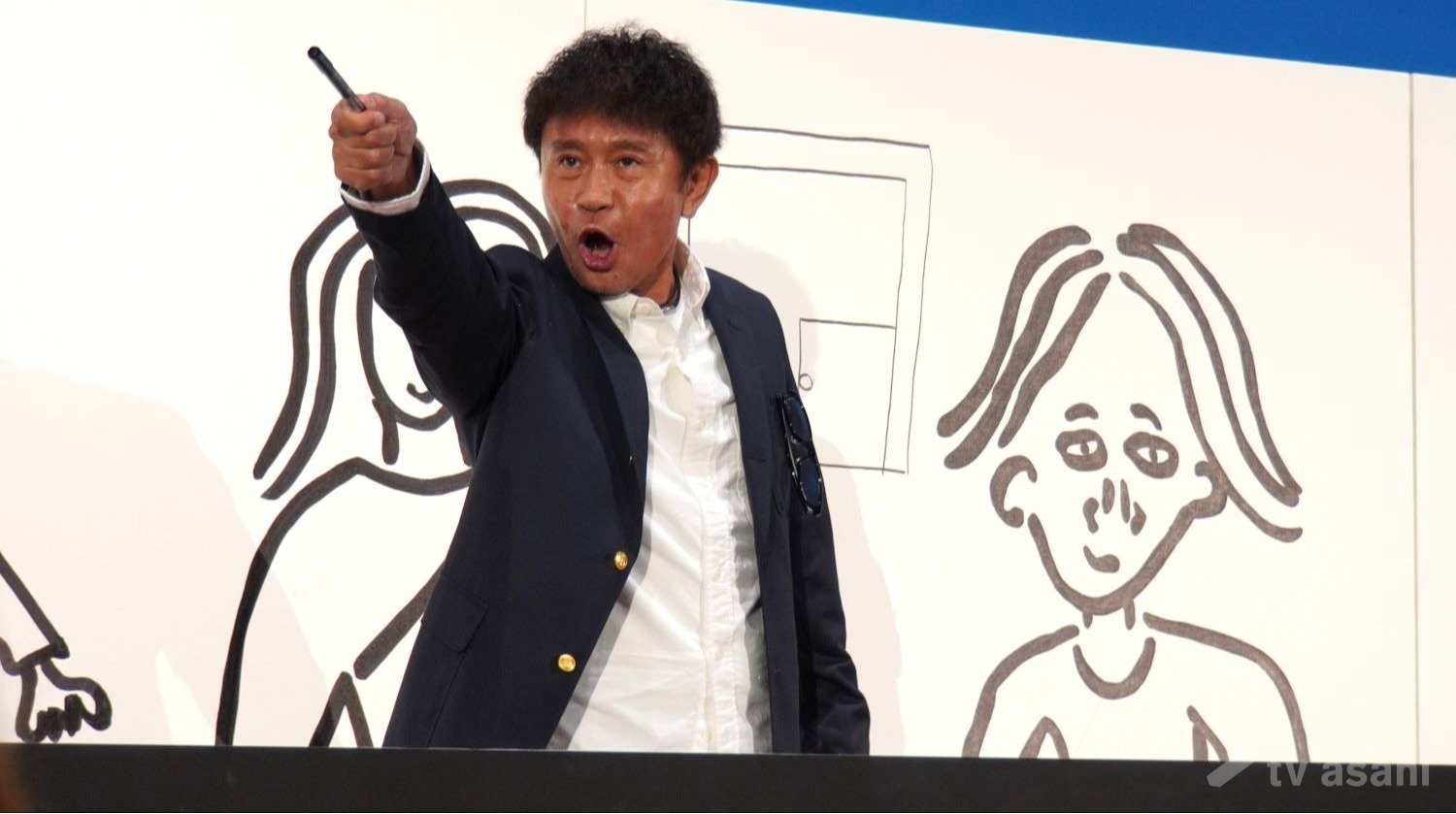 【エンタメ取材現場】「ダウンタウン」浜田雅功　「浜田雅功展『空を横切る飛行雲』」開会セレモニー