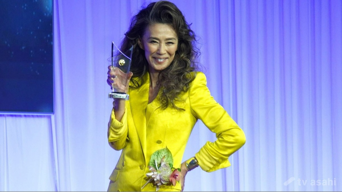 萬田久子、髪型は「ずっとロング」！“元祖かきあげワンレングス女”と言われ…