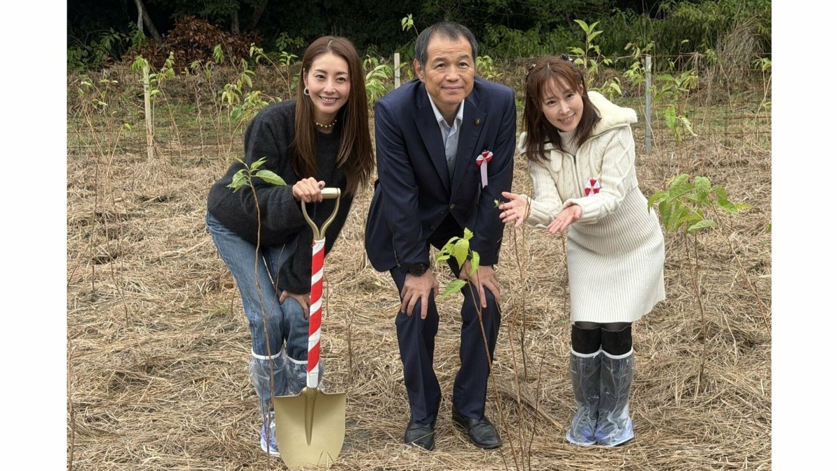 熊切あさ美がヤマザクラを植樹「秋に桜フェスというのが不思議でしたが…」
