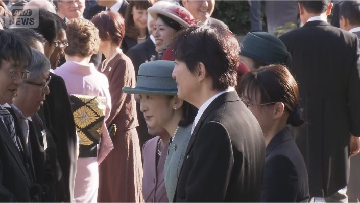 懇談される様子