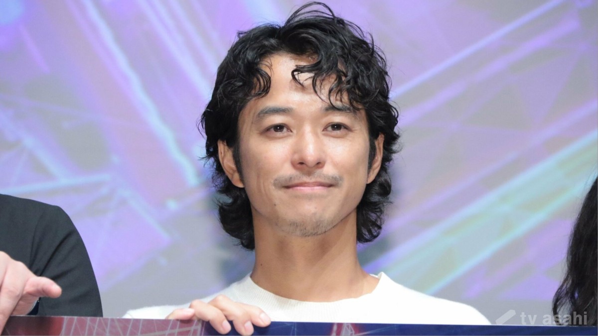 小橋賢児氏、サーフィン中にけが「まぶたの周りを3カ所縫う」　軽い骨折も