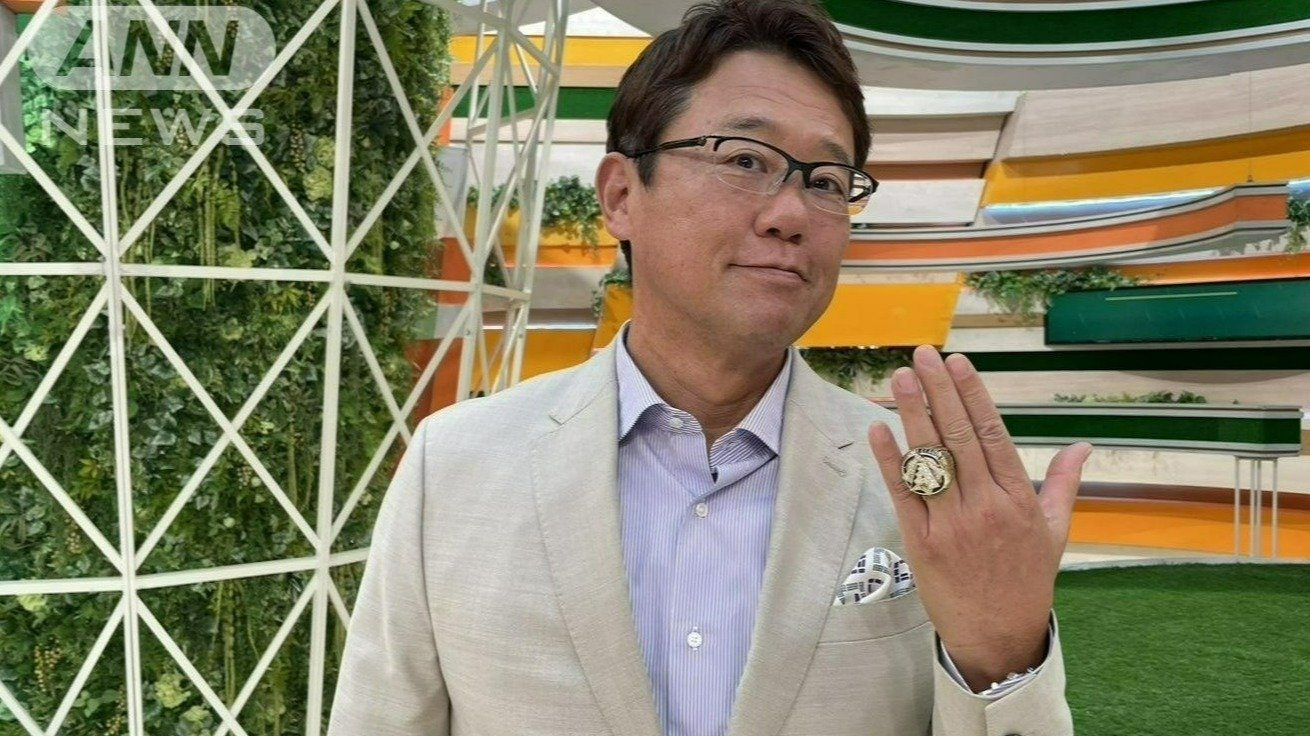 ナ・リーグのチャンピオンリングを着ける古田敦也氏(2024年6月9日放送「サンデーLIVE!!」より)