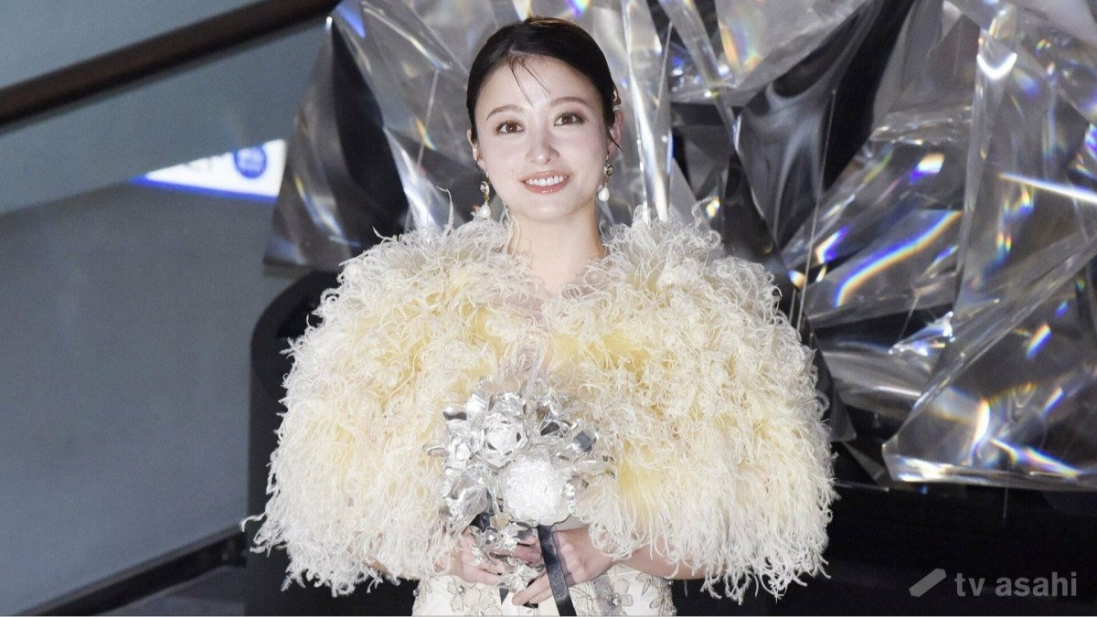 橋本環奈、輝きを保つために気を付けていることは…「何事も楽しむこと」“美の秘けつ”も明かす