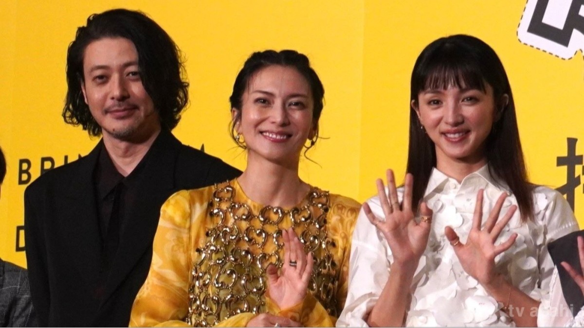 柴咲コウ「家族との距離って難しい」「欧米のようにラブユーって言ってハグできたら良かった」