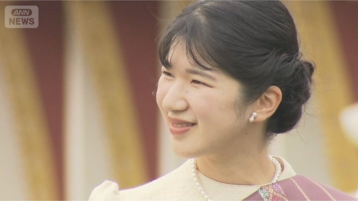 【写真まとめ】ローズのパンツスタイルで凱旋門へ 上から笑顔で手を振られる愛子さま【ラオス 初の外国公式訪問】随時更新