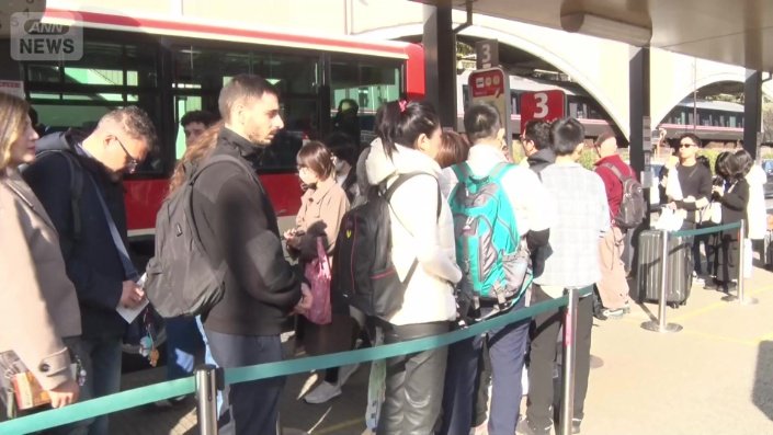 どこもかしこも大混雑