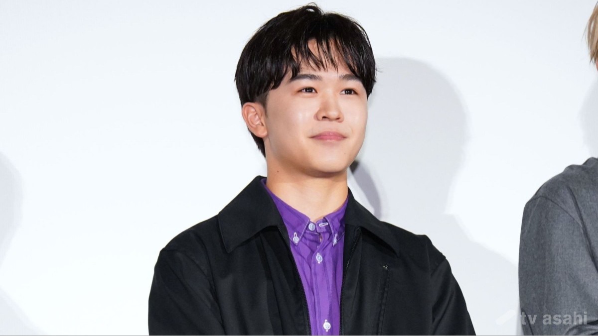 鈴木福、主演作の“幻”のポスター手にメッセージ　公開延期で