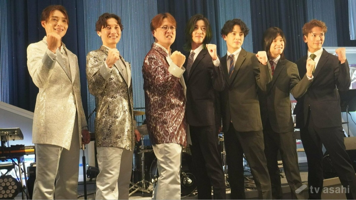 純烈・弟分「モナキ」がお披露目！目標は「紅白歌合戦」「国歌斉唱」