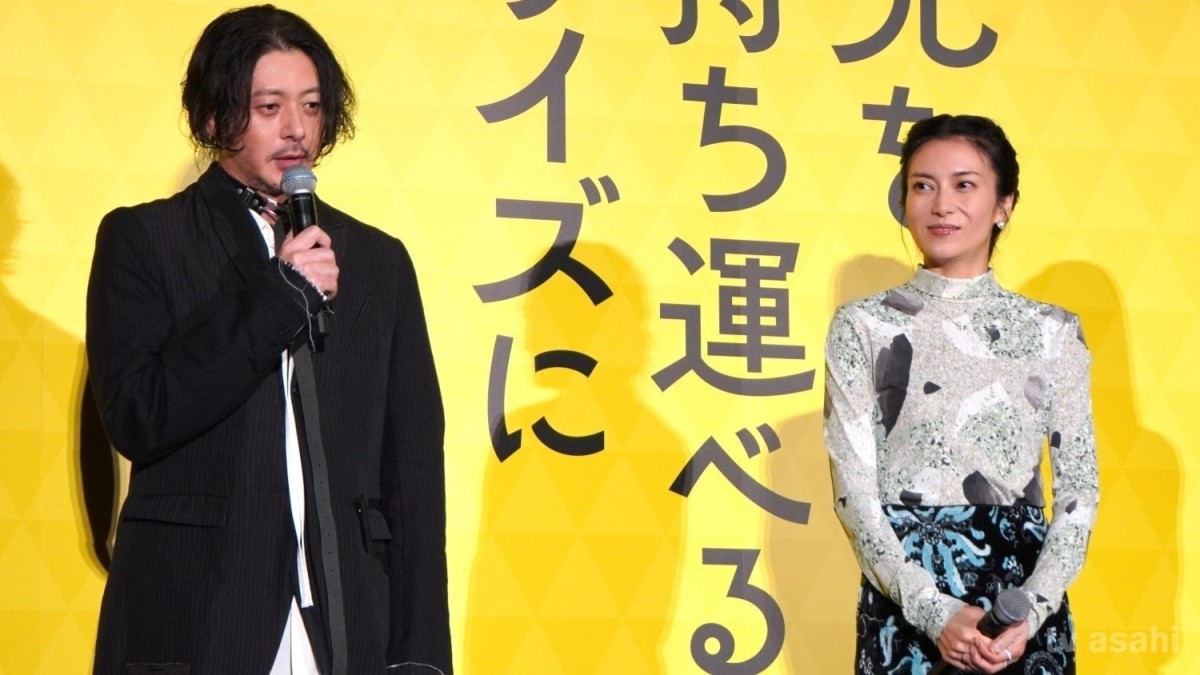 柴咲コウが“一緒に寝ているもの”とは！？意外な一面に、オダギリジョーもビックリ